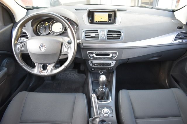 Fahrzeugabbildung Renault Megane III Grandtour 1.5 dCi *BUSINESS-PAKET*