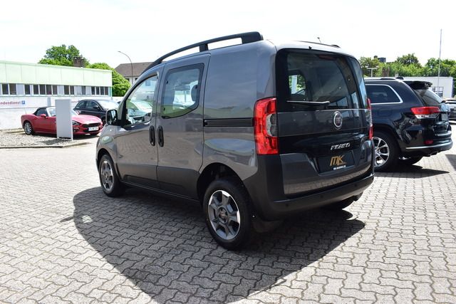 Fahrzeugabbildung Fiat Fiorino Kombi Adventure 1.3 MultiJet