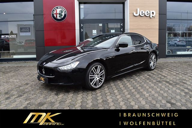 Fahrzeugabbildung Maserati Ghibli S Q4*SPORT*20 ZOLL*LEDER*XENON*SHZ*TRAUM*