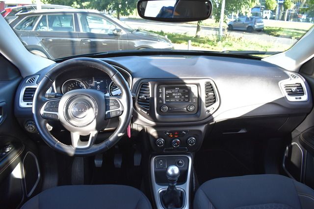 Fahrzeugabbildung Jeep Compass Longitude KLIMA*GARANTIE*ALU*1.HAND*TOP