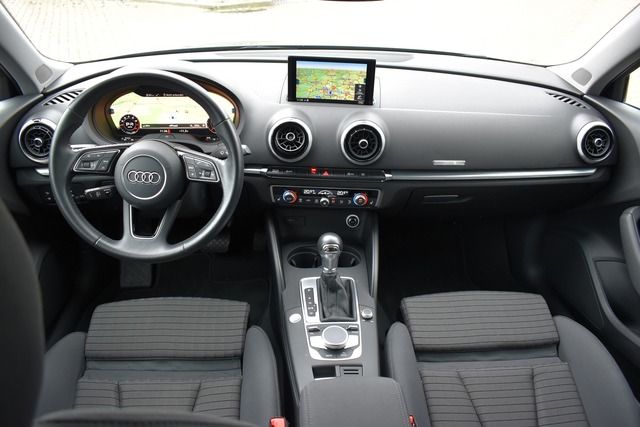 Fahrzeugabbildung Audi A3 1.5 TFSI*SB*S-TRONIC*CARPLAY*SPORT*VIRTUAL*LE