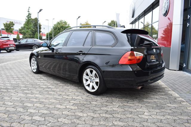 Fahrzeugabbildung BMW 320 d XENON*ALU*SHZ*KLIMAAUTO*MFL*SPORTSITZE*