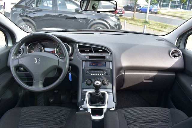 Fahrzeugabbildung Peugeot 5008 1.6 VTI Premium*7 SITZER*KLIMA*TEMPOMAT*TOP