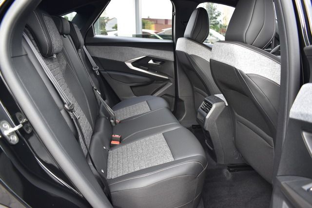 Fahrzeugabbildung Peugeot 3008 ALLURE HYBRID 145 e-DSC6*NEW MODELL*CURVED*