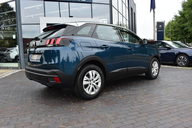Fahrzeugabbildung Peugeot 3008 PureTech 130 EAT8*KLIMA*NAVI*CARPLAY*KEYLES