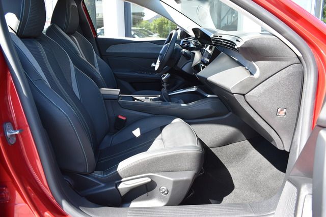 Fahrzeugabbildung Peugeot 308 SW ALLURE PT 130 FACELIFT*CARPLAY*MATRIX*TOP
