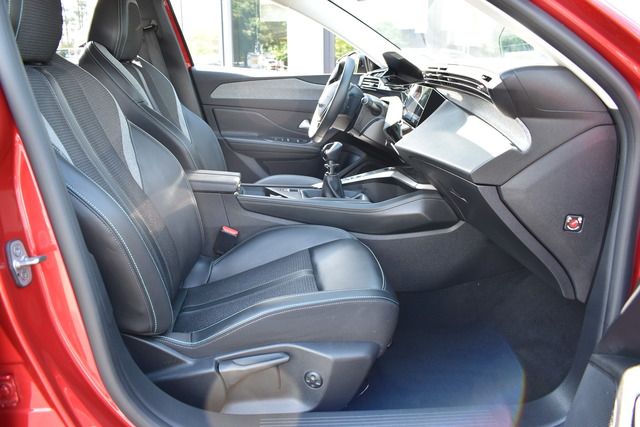 Fahrzeugabbildung Peugeot 308 SW ALLURE PT 130 FACELIFT*CARPLAY*MATRIX*TOP