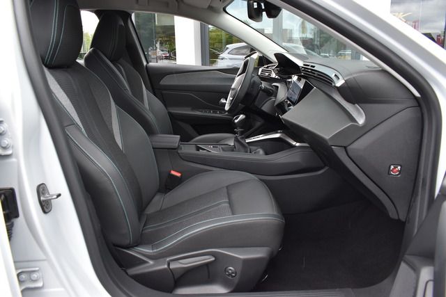 Fahrzeugabbildung Peugeot 308 SW ALLURE PT 130 FACELIFT*CARPLAY*MATRIX*TOP