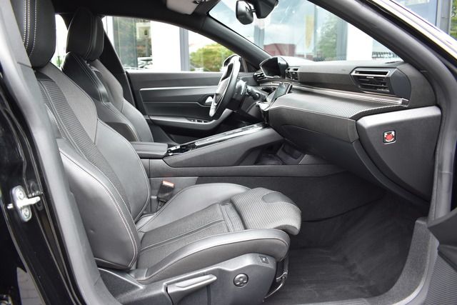 Fahrzeugabbildung Peugeot 508 PT 130 EAT8 ALLURE*MATRIX*FACELIFT*CARPLAY*