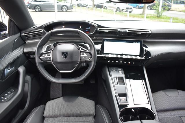 Fahrzeugabbildung Peugeot 508 PT 130 EAT8 ALLURE*MATRIX*FACELIFT*CARPLAY*