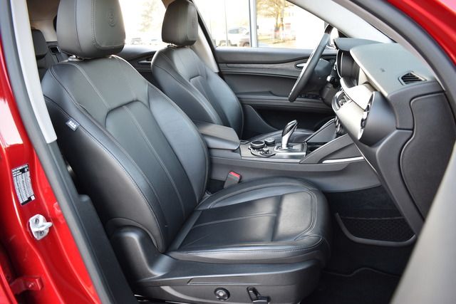 Fahrzeugabbildung Alfa Romeo Stelvio SUPER Q4 280PS*BI-XEN*NAV*LEDER*20 ZOLL*