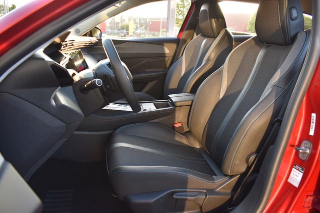 Fahrzeugabbildung Peugeot 308 SW ALLURE PT 130 EAT8*CARPLAY*MATRIX*FACELIF