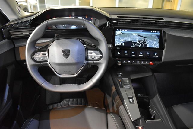 Fahrzeugabbildung Peugeot 308 ALLURE PT 130 EAT8 *FULL-LED*CARPLAY*SHZ*ALU