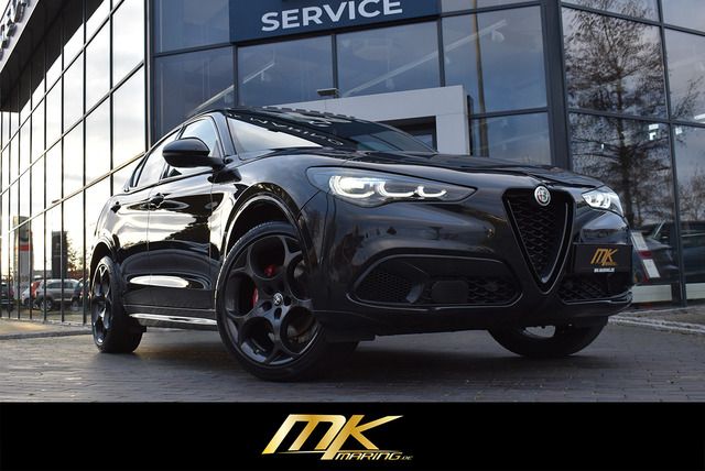 Fahrzeugabbildung Alfa Romeo Stelvio 2.0 TURBO*COMPETIZIONE*BLACK*PANO*MATRIX