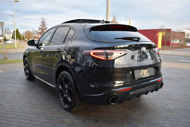 Fahrzeugabbildung Alfa Romeo Stelvio 2.0 TURBO*COMPETIZIONE*BLACK*PANO*MATRIX