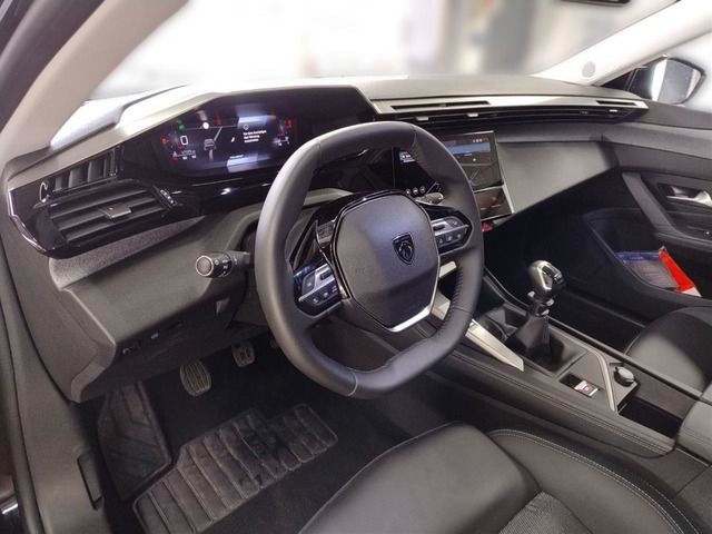 Fahrzeugabbildung Peugeot 308 ALLURE PT 130*LED*SHZ*CARPLAY*KEYLESS*NAV*AL