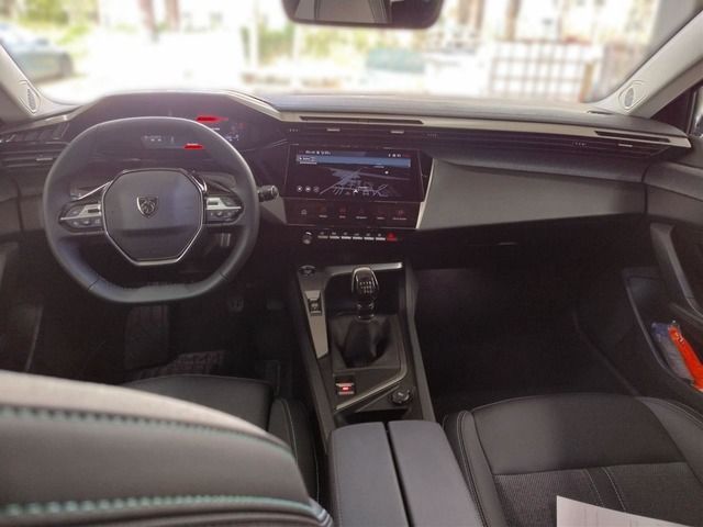 Fahrzeugabbildung Peugeot 308 ALLURE PT 130*LED*SHZ*CARPLAY*KEYLESS*NAV*AL