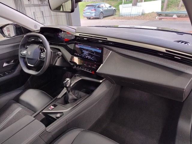 Fahrzeugabbildung Peugeot 308 ALLURE PT 130*LED*SHZ*CARPLAY*KEYLESS*NAV*AL