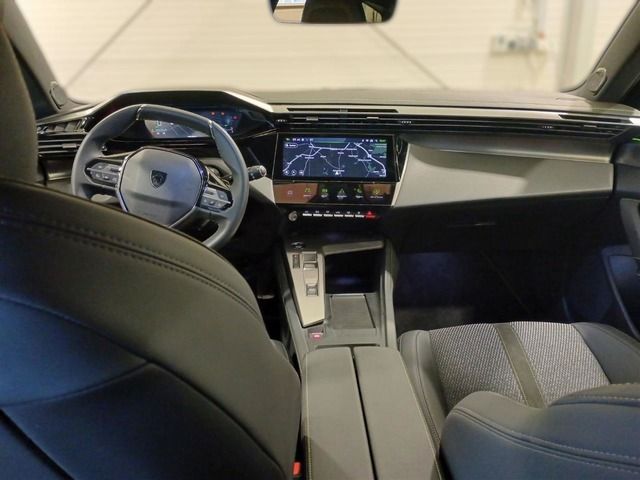 Fahrzeugabbildung Peugeot 308 SW GT PT 130 EAT8*MATRIX*CARPLAY*TRAUM*NAV*A