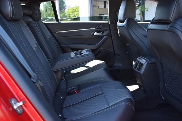 Fahrzeugabbildung Peugeot 508 SW Allure PT 130 EAT8*MATRIX*NAV*SHZ*CARPLAY