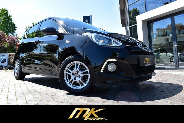 Fahrzeugabbildung Hyundai i10 1.2 Fifa World Cup Edition