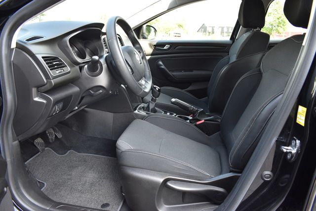 Fahrzeugabbildung Renault Megane IV Grandtour Life 1.3 TCe 115 GPF*KLIMA*