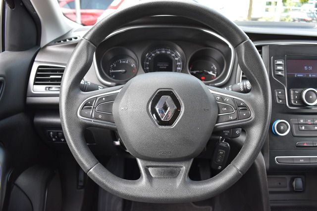 Fahrzeugabbildung Renault Megane IV Grandtour Life 1.3 TCe 115 GPF*KLIMA*