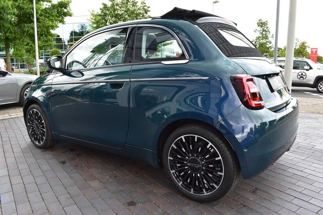 Fahrzeugabbildung Fiat 500e Cabrio la Prima*WINTER*CO-DRIVER*NAV*CARPLA