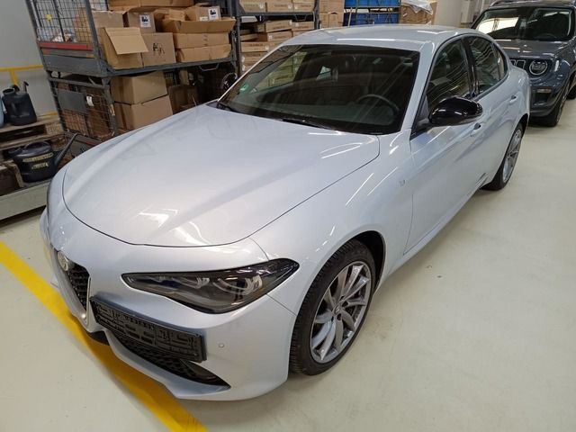 Fahrzeugabbildung Alfa Romeo Giulia TI TURBO Q4*MATRIX*ACC*AT8*MY23*CARPLAY**