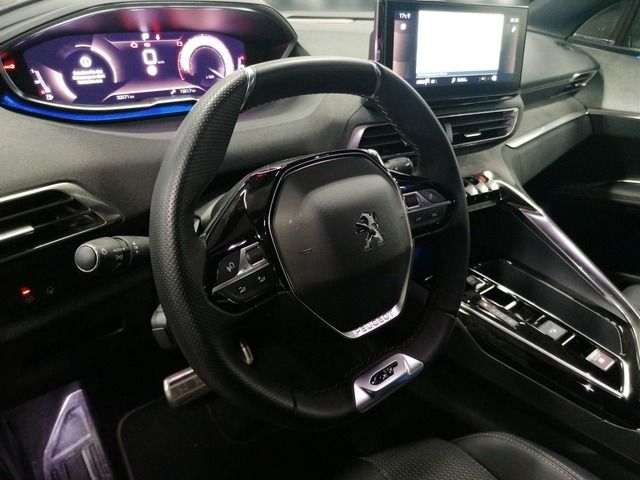 Fahrzeugabbildung Peugeot 3008 GT PT 130 EAT8*FULL-LED*NAV*SHZ*FOCAL*KLIMA