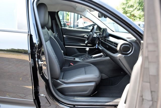 Fahrzeugabbildung Jeep Avenger Altitude 1.2 74 kW LED*CARPLAY*KLIMA*SHZ