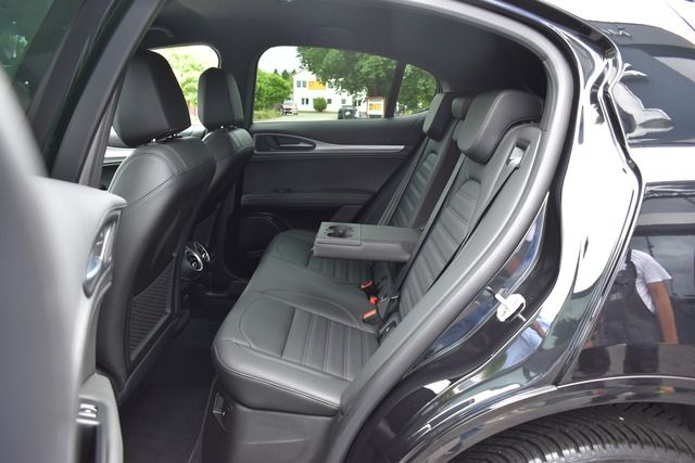 Fahrzeugabbildung Alfa Romeo Stelvio 2.0 TURBO*VELOCE*BLACK*MATRIX*FACELIFT**