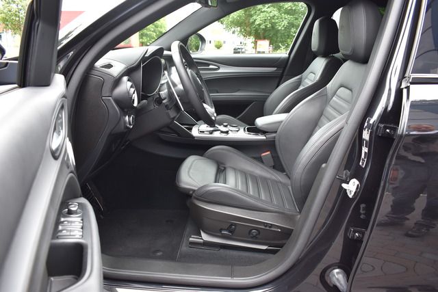 Fahrzeugabbildung Alfa Romeo Stelvio 2.0 TURBO*VELOCE*BLACK*MATRIX*FACELIFT**
