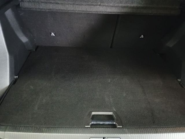 Fahrzeugabbildung Peugeot 2008 ALLURE PT 130 EAT8*FACELIFT*MATRIX*KEYLESS*
