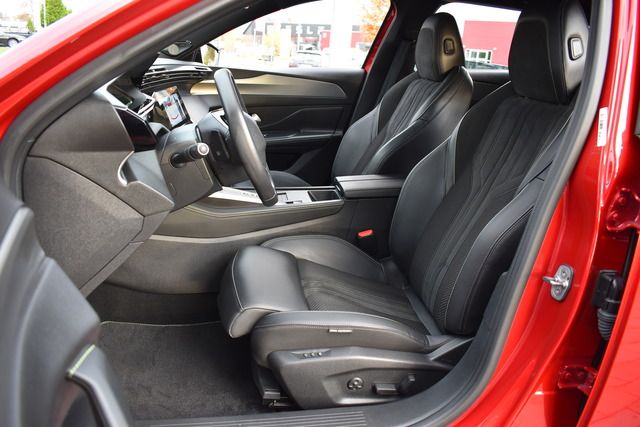 Fahrzeugabbildung Peugeot 308 SW GT PT 130 EAT8*MATRIX*CARPLAY*TRAUM*NAV*A