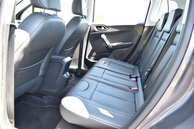Fahrzeugabbildung Peugeot 2008 1.2 PT 130 ALLURE SHZ*ALU*WENIG KM*GARANTIE