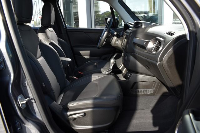 Fahrzeugabbildung Jeep Renegade S-EDITION 1.5 MHEV 96 kW*FULL LED*CARPL