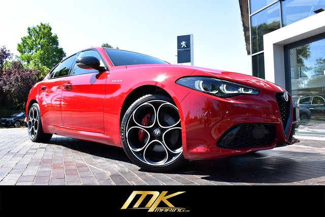 Fahrzeugabbildung Alfa Romeo Giulia VELOCE Q4*MATRIX*ACC*CARPLAY*F1*H&K SOUND