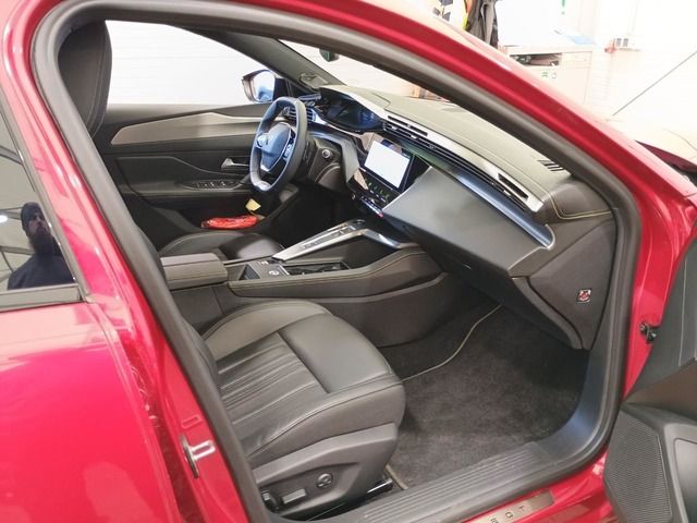 Fahrzeugabbildung Peugeot 408 GT PT 130 EAT8*MATRIX*FOCAL*CARPLAY*TRAUM*