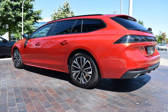 Fahrzeugabbildung Peugeot 508 SW Allure PT 130 EAT8*MATRIX*NAV*SHZ*CARPLAY