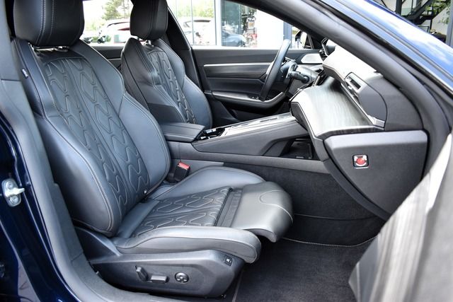 Fahrzeugabbildung Peugeot 508 SW GT PT 130 EAT8*MATRIX*FOCAL*CARPLAY*NIGHT