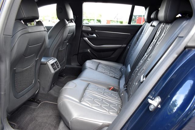 Fahrzeugabbildung Peugeot 508 SW GT PT 130 EAT8*MATRIX*FOCAL*CARPLAY*MY24*