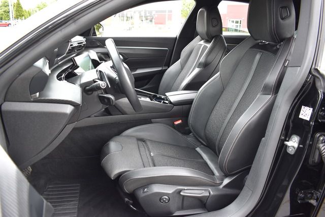 Fahrzeugabbildung Peugeot 508 PT 130 EAT8 ALLURE*MATRIX*FACELIFT*CARPLAY*