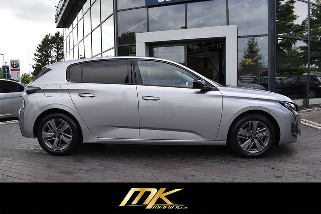 Fahrzeugabbildung Peugeot 308 ALLURE PT 130 EAT8 *FULL-LED*CARPLAY*SHZ*ALU