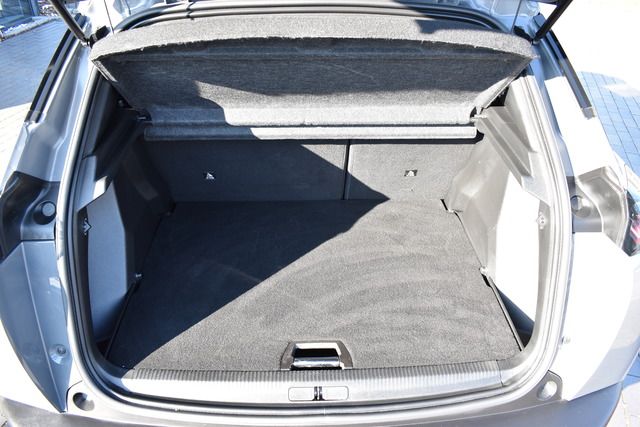 Fahrzeugabbildung Peugeot 2008 ALLURE PT 130 EAT8*FACELIFT*CARPLAY*NAVI*