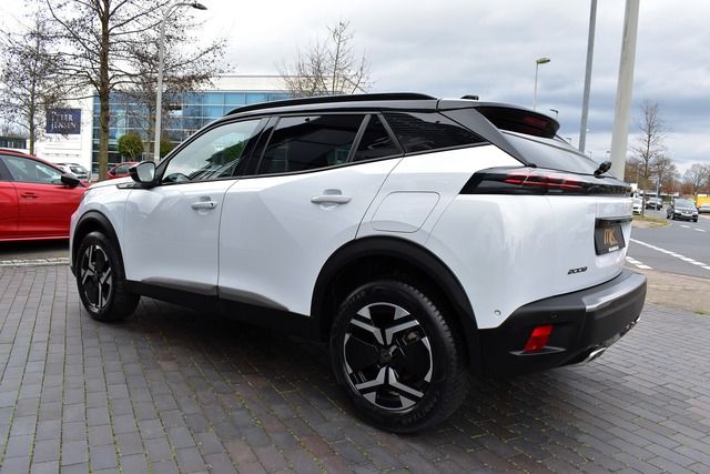 Fahrzeugabbildung Peugeot 2008 GT PT 130 EAT8 GT*MATRIX*BLACK-LINE*CARPLAY