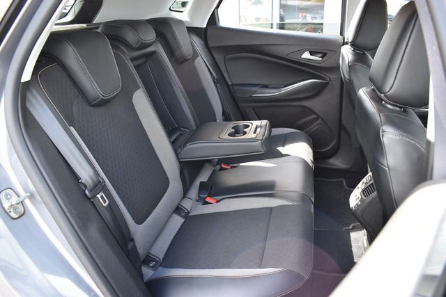 Fahrzeugabbildung Opel Grandland X 1.2 Turbo Innovation*ATM*CARPLAY*LED
