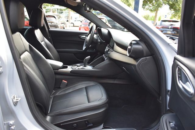 Fahrzeugabbildung Alfa Romeo Giulia TI TURBO Q4*MATRIX*ACC*AT8*MY23*CARPLAY**