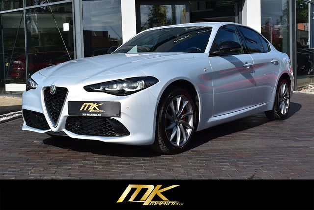 Fahrzeugabbildung Alfa Romeo Giulia TI TURBO Q4*MATRIX*ACC*AT8*MY23*CARPLAY**