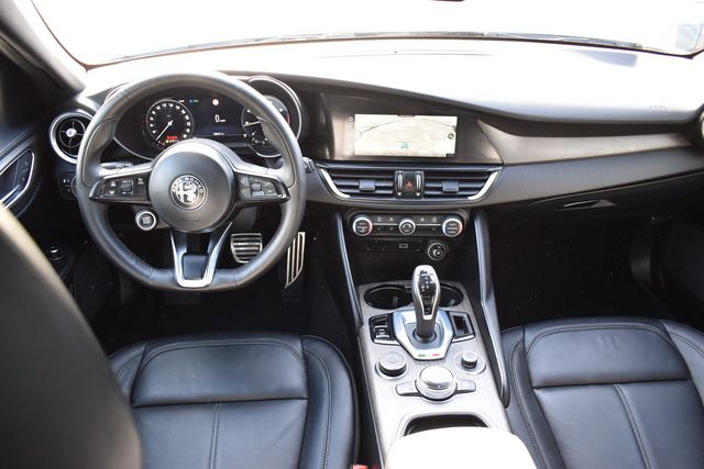 Fahrzeugabbildung Alfa Romeo Giulia TI TURBO Q4*MATRIX*ACC*AT8*MY23*CARPLAY**